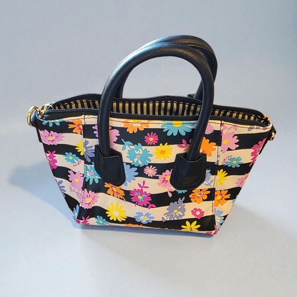 Betsey Johnson Floral Women's Handbag - Picture 2 of 4
